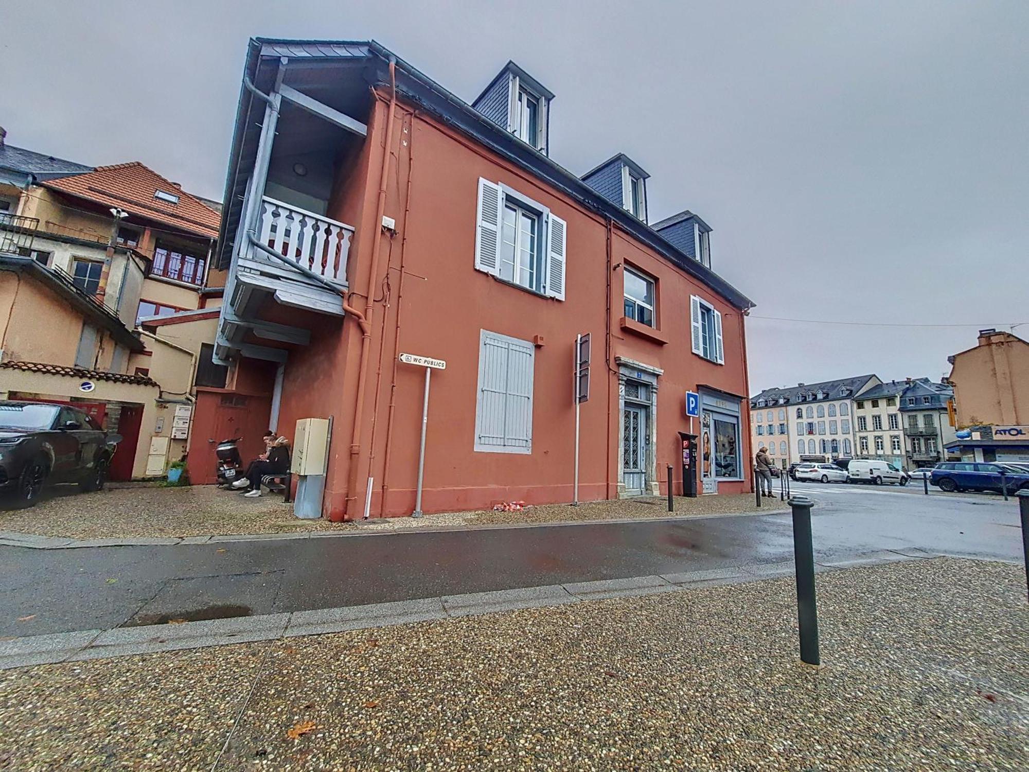 Le Pic*Wifi*Netflix*Menage Inclus Apartment Bagnères-de-Bigorre Exterior foto